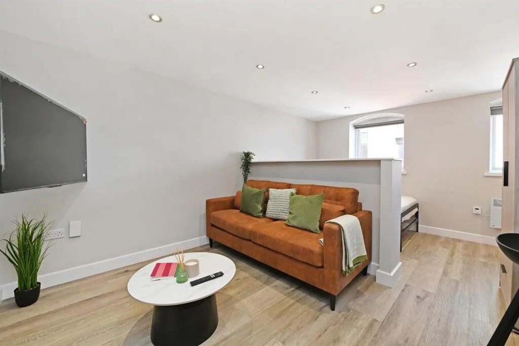 Studio flat for rent