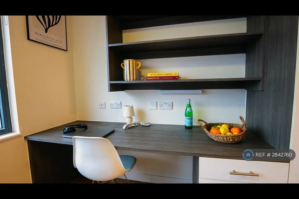 Studio flat for rent