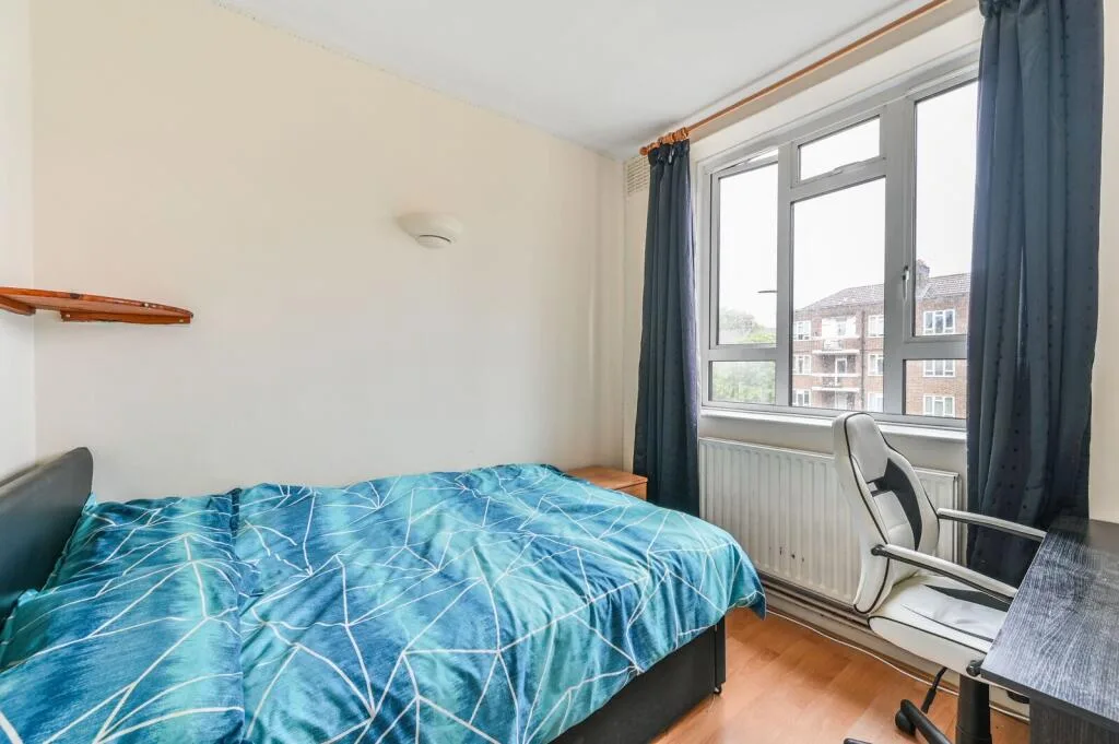 4 bedroom maisonette for rent