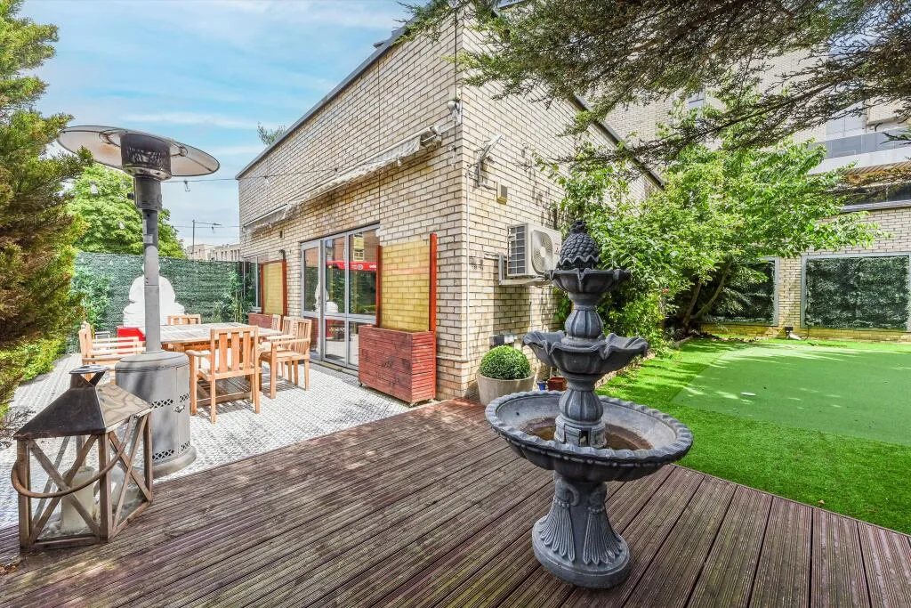 3 bedroom flat for rent