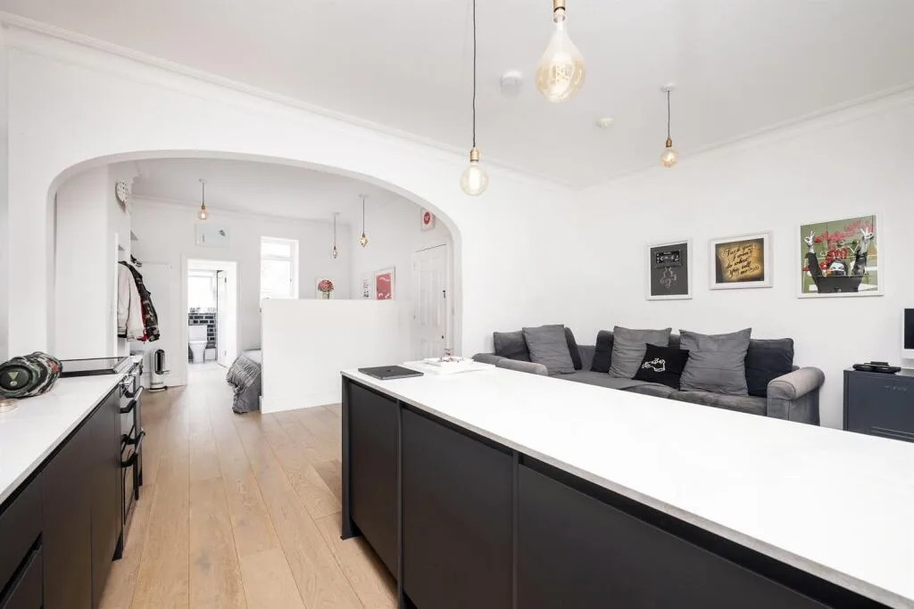 1 bedroom flat for rent