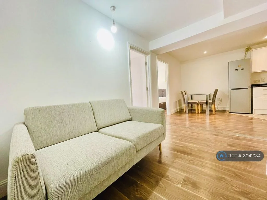 2 bedroom flat for rent