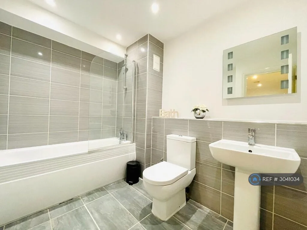2 bedroom flat for rent