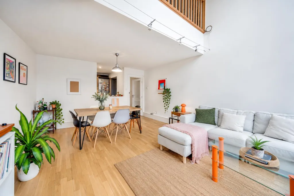 2 bedroom duplex for rent