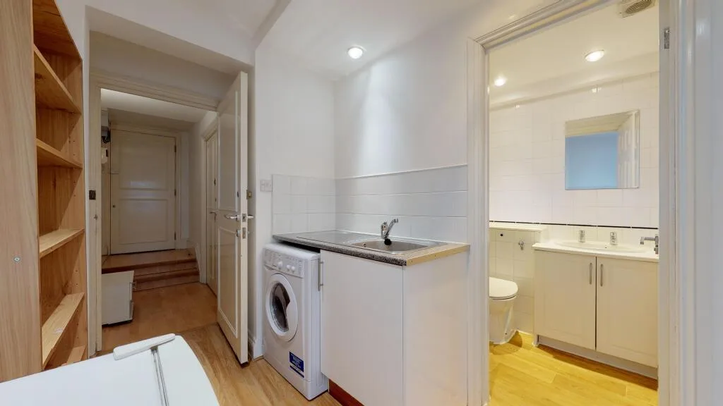 Studio flat for rent