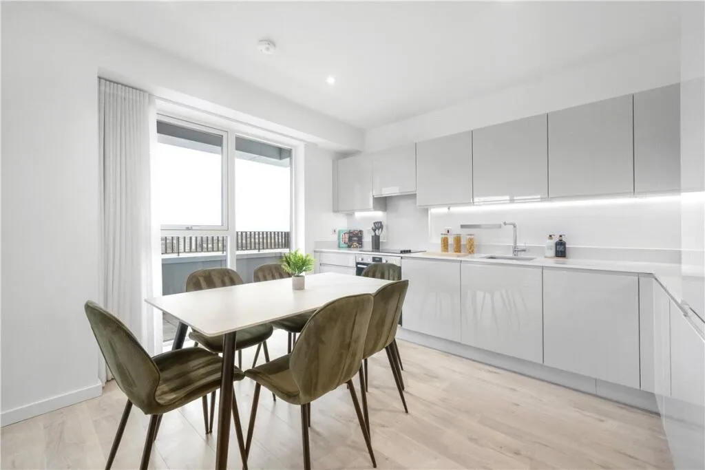 3 bedroom apartment for rent