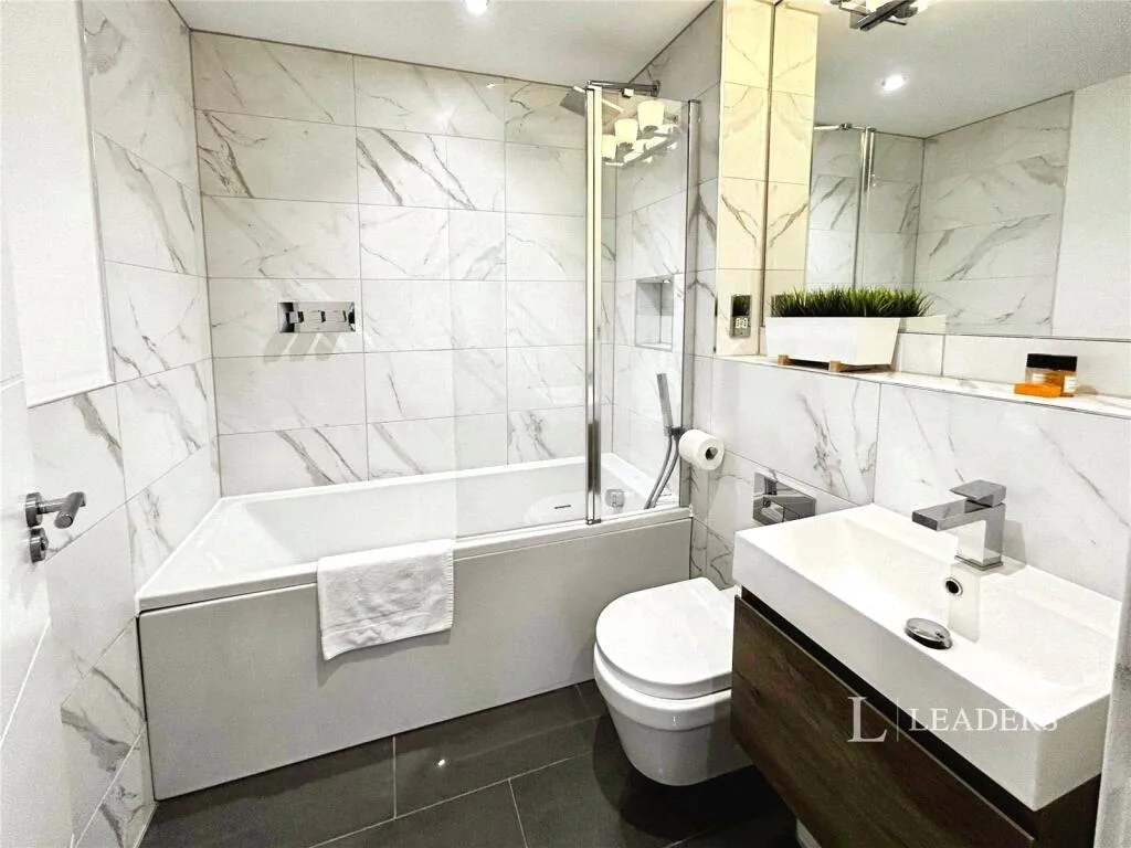 2 bedroom house for rent
