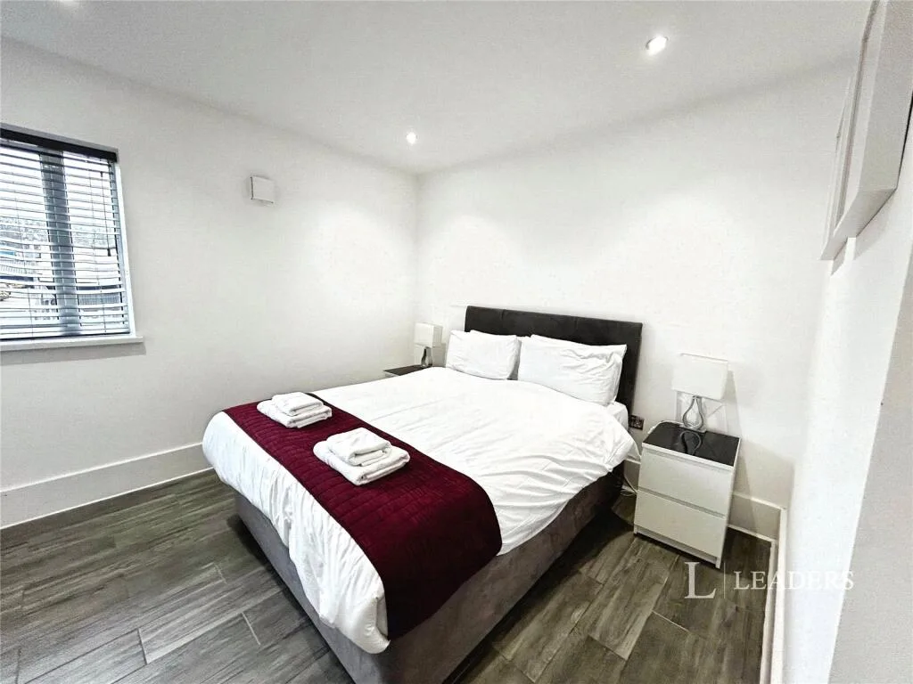 2 bedroom house for rent