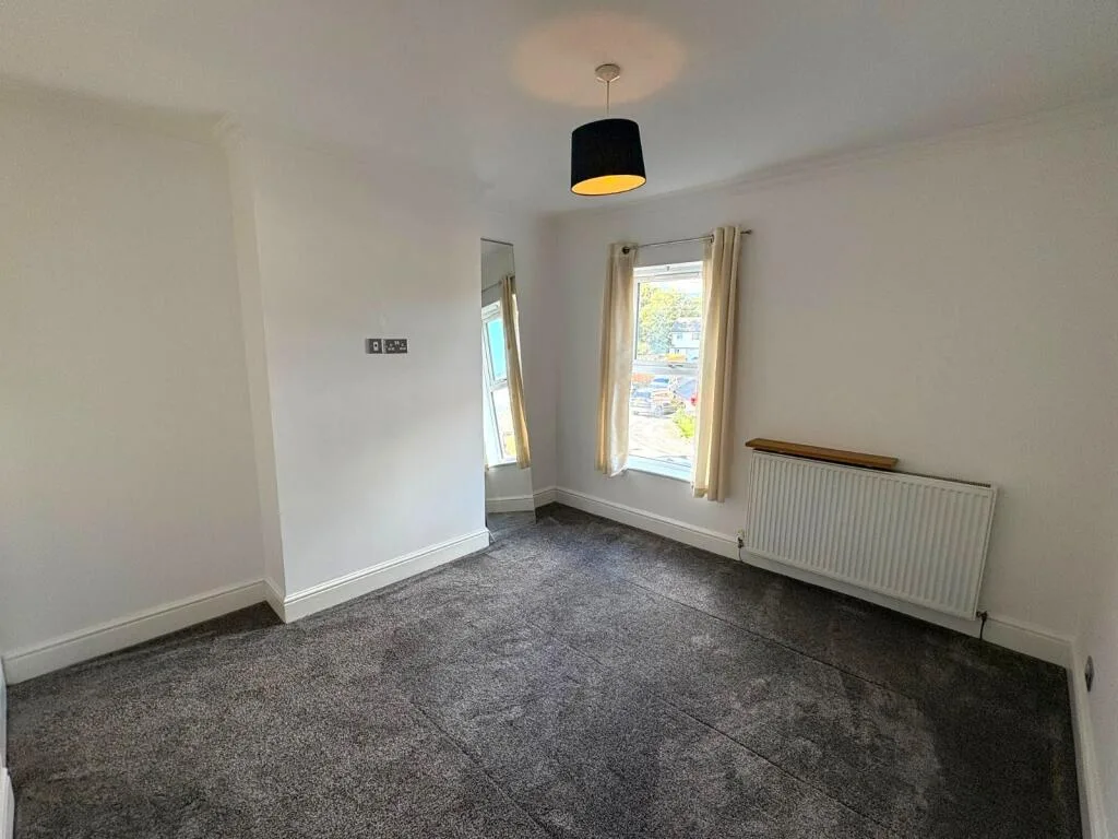 2 bedroom terraced house for rent