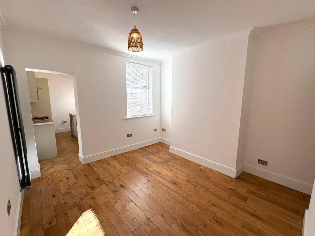 2 bedroom terraced house for rent
