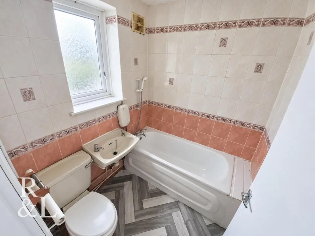 1 bedroom ground floor flat for rent