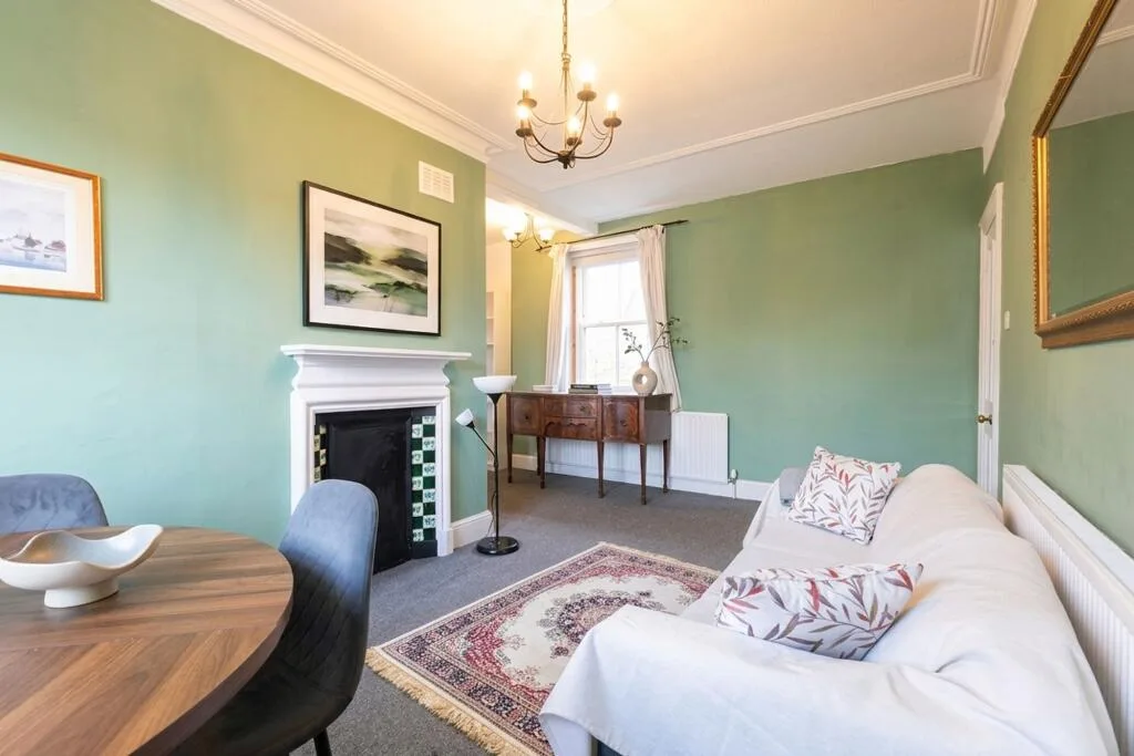 2 bedroom flat for rent
