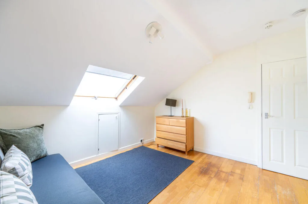 Studio flat for rent