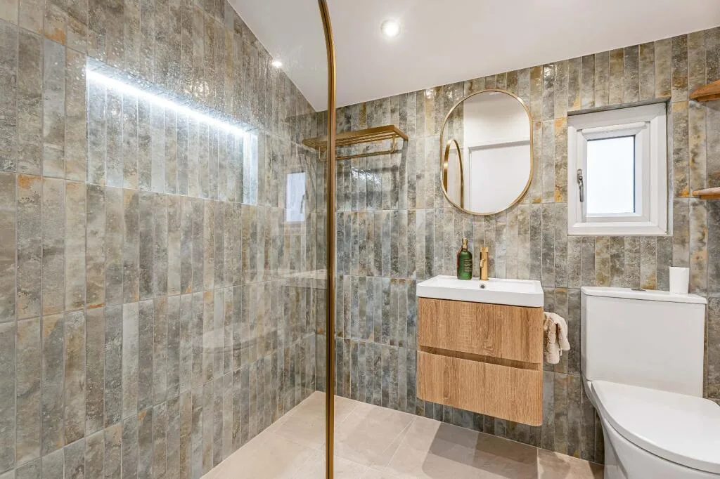2 bedroom house for rent