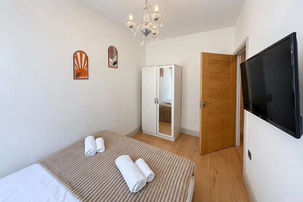 2 bedroom flat for rent