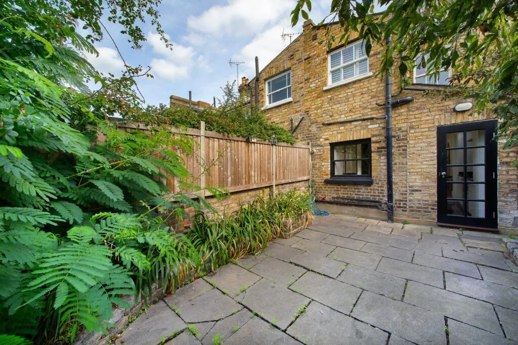 3 bedroom terraced house for rent