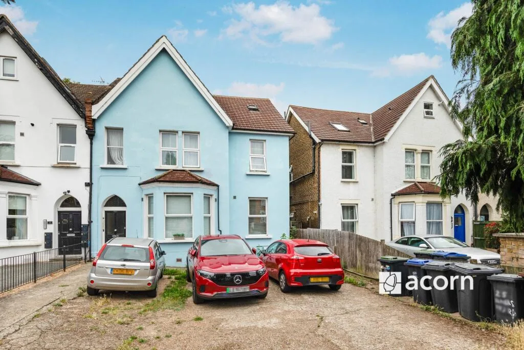 2 bedroom flat for rent