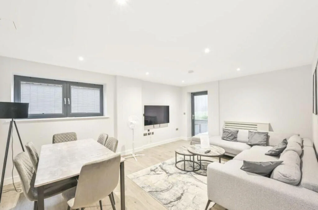 3 bedroom apartment for rent