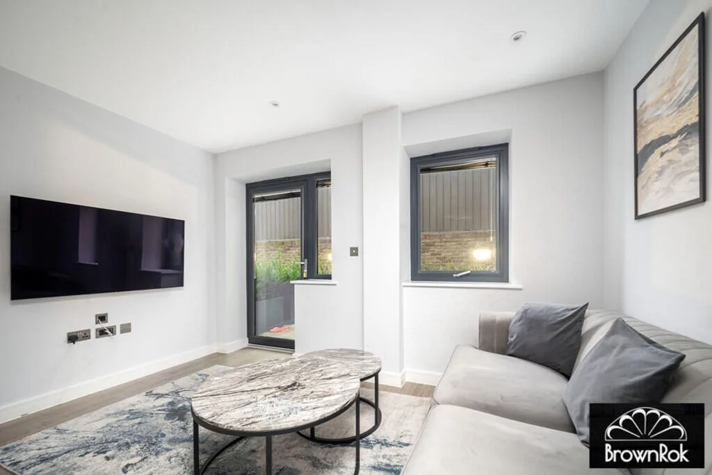 3 bedroom apartment for rent