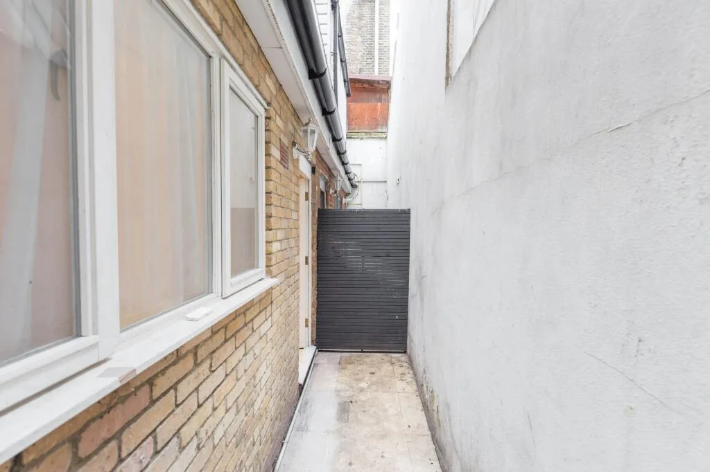 1 bedroom apartment for rent