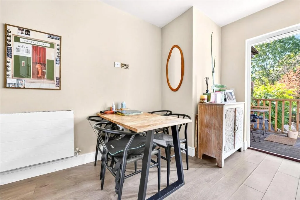 1 bedroom house for rent
