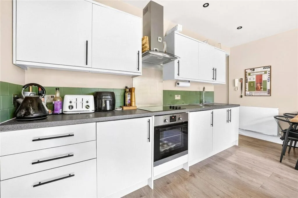 1 bedroom house for rent