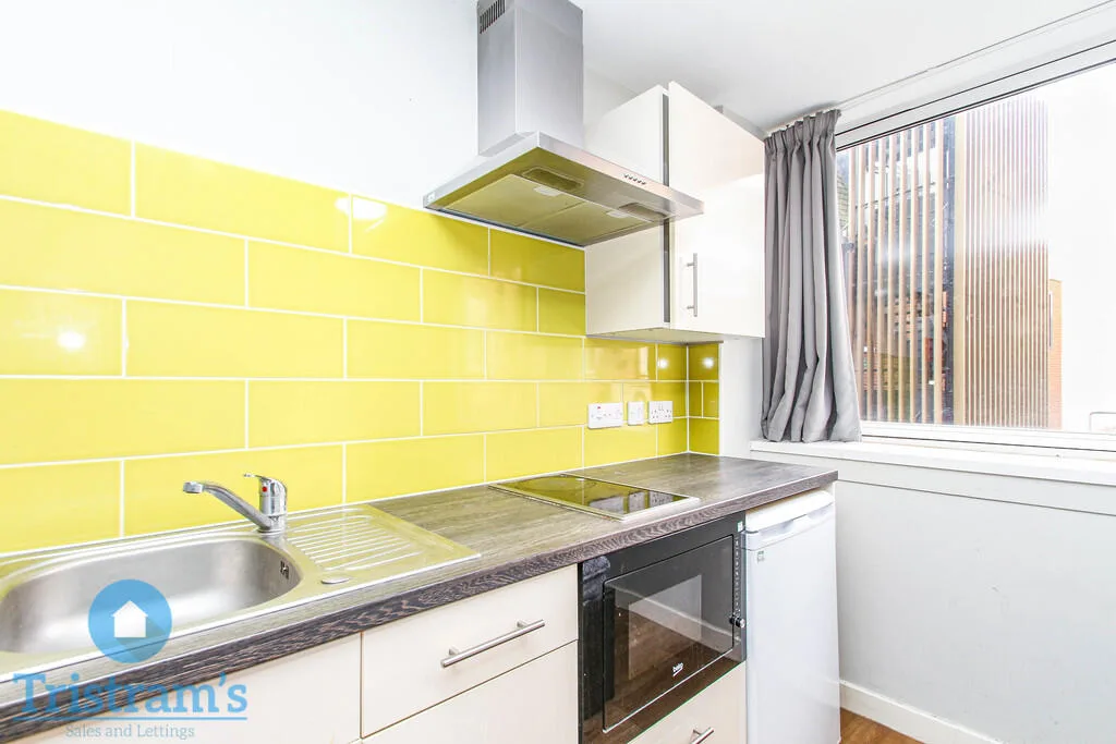 Studio flat for rent