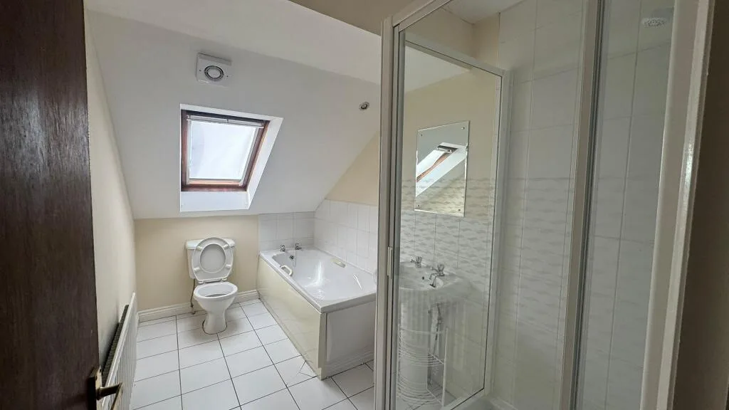 6 bedroom maisonette for rent
