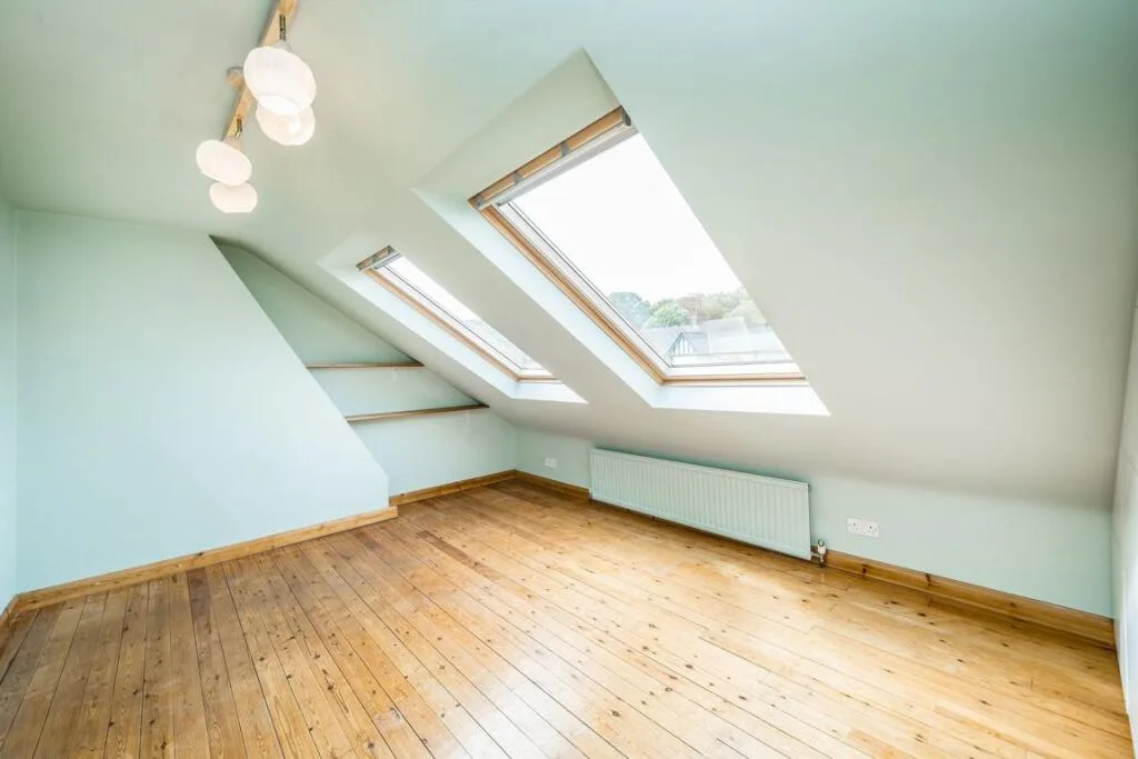 5 bedroom terraced house for rent