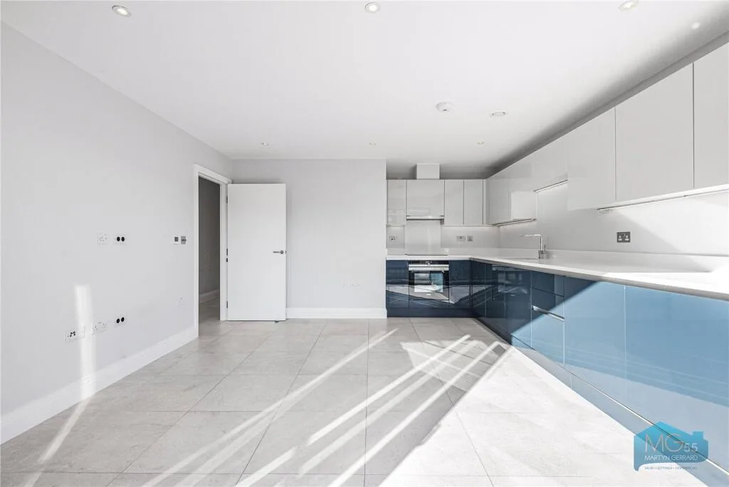 4 bedroom apartment for rent