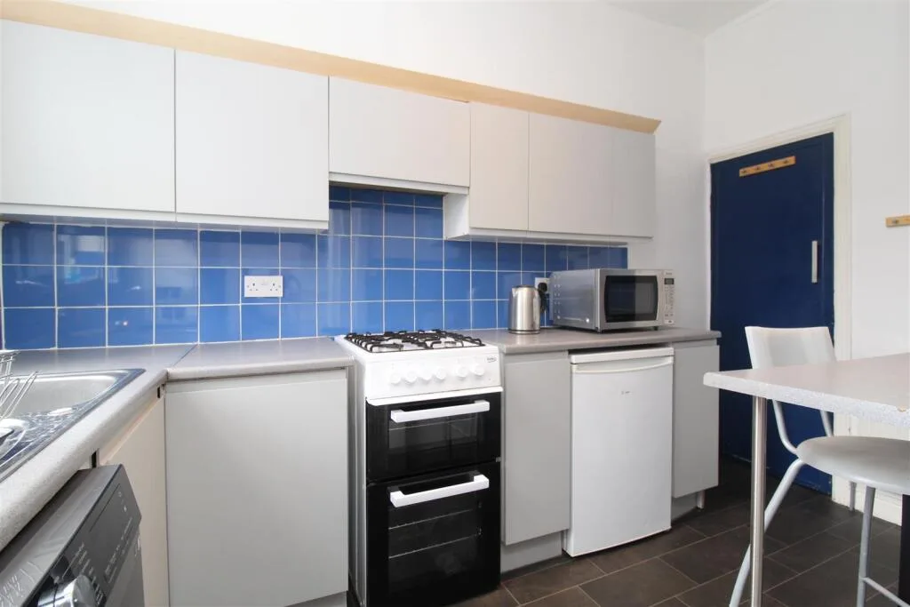 2 bedroom terraced house for rent
