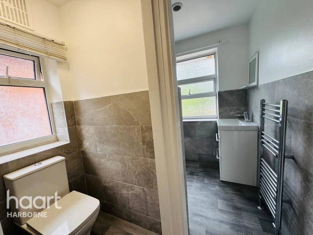 3 bedroom semi-detached house for rent