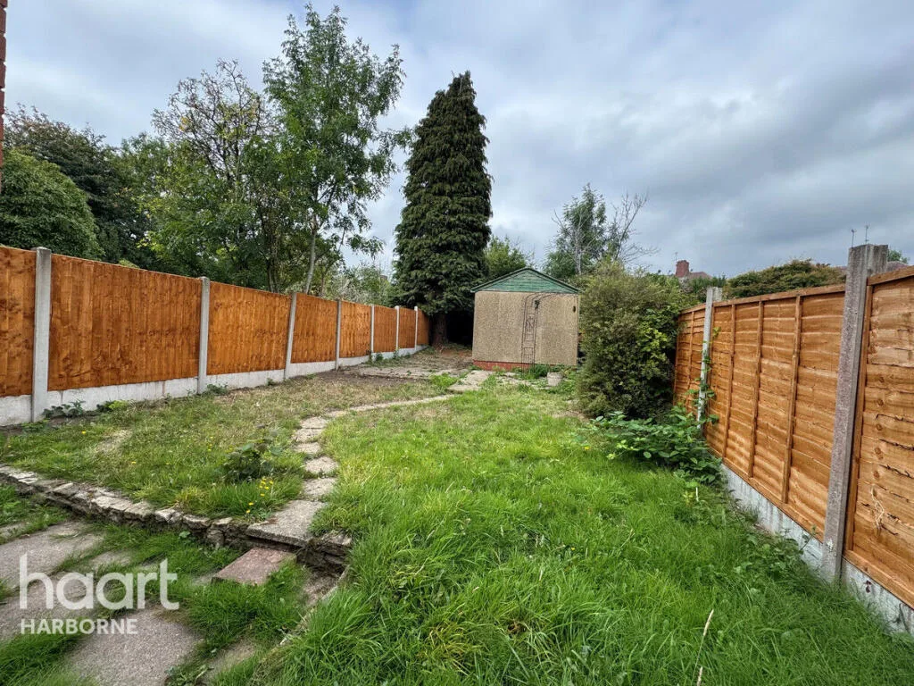 3 bedroom semi-detached house for rent
