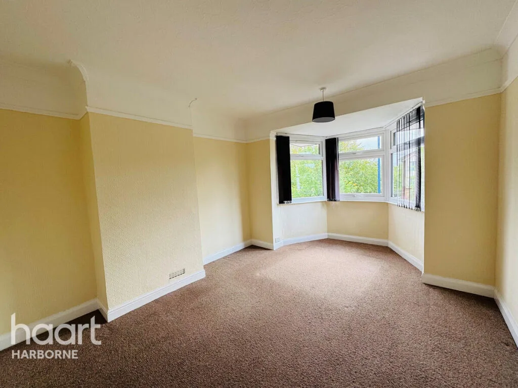 3 bedroom semi-detached house for rent
