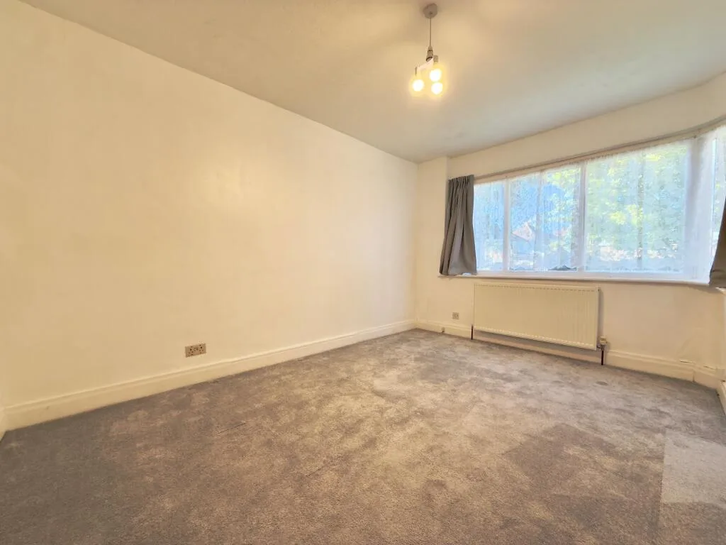 3 bedroom semi-detached house for rent