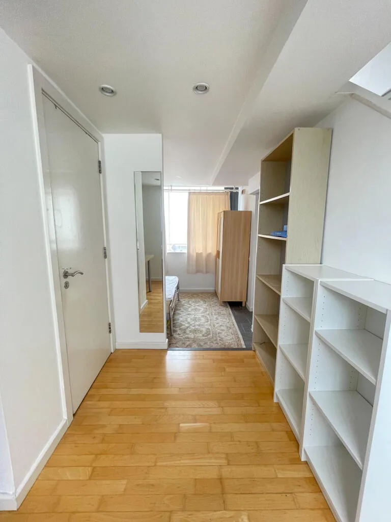 Studio flat for rent
