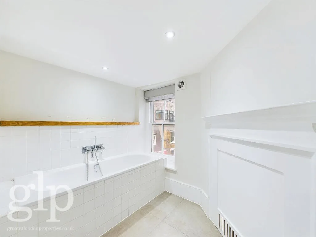 2 bedroom town house for rent