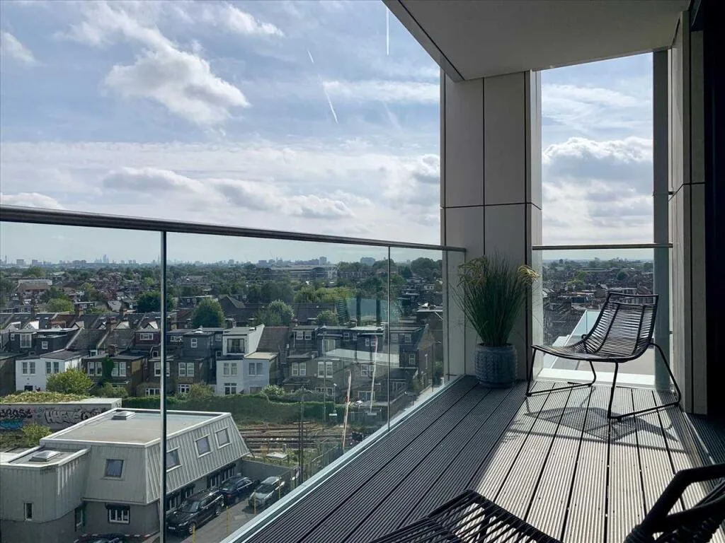 3 bedroom flat for rent