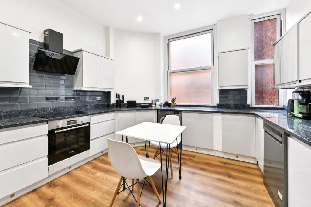 4 bedroom apartment for rent