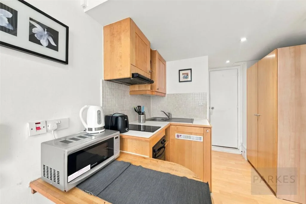 Studio apartment for rent