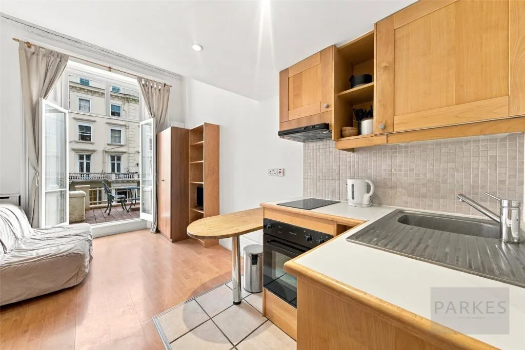 Studio apartment for rent