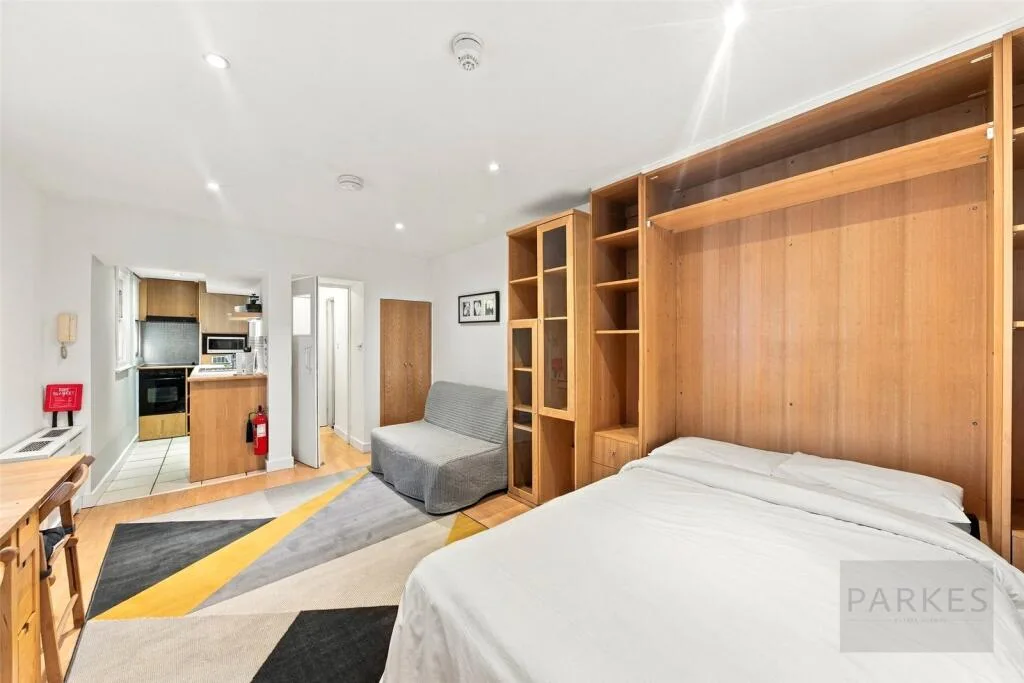 Studio apartment for rent