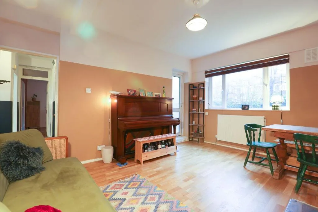 2 bedroom apartment for rent