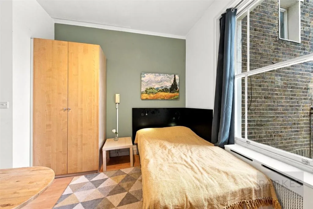 Studio apartment for rent