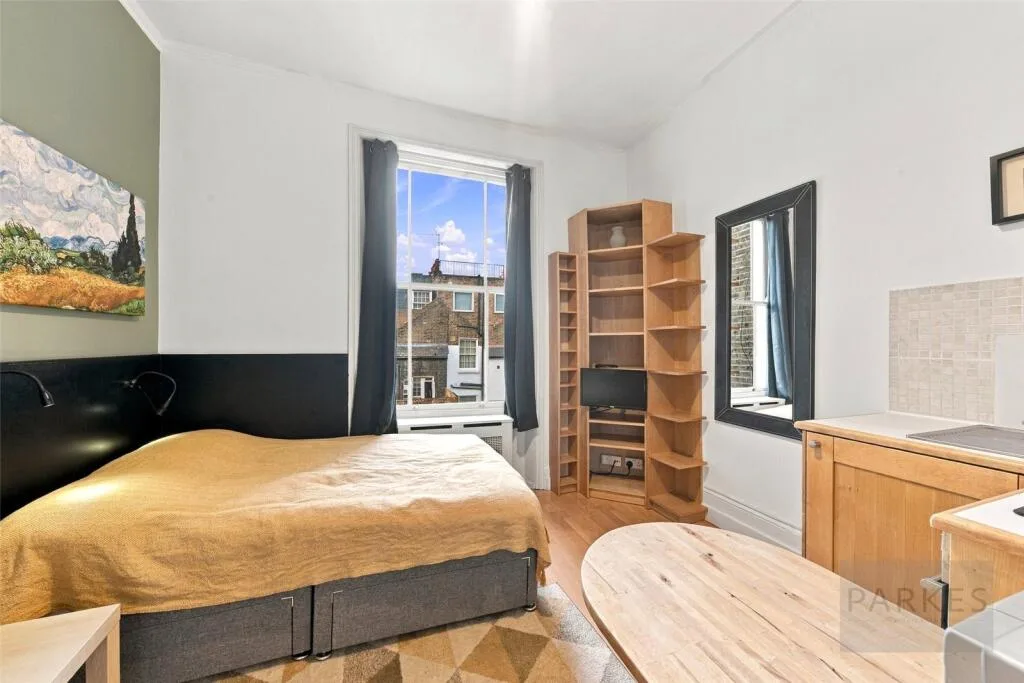 Studio apartment for rent