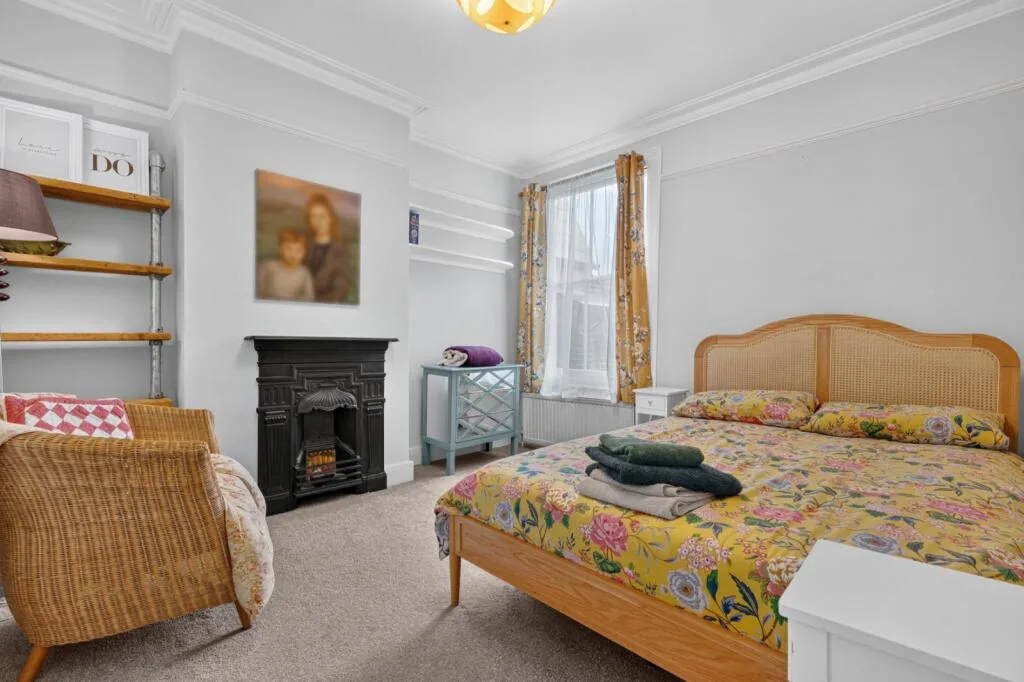 3 bedroom flat for rent