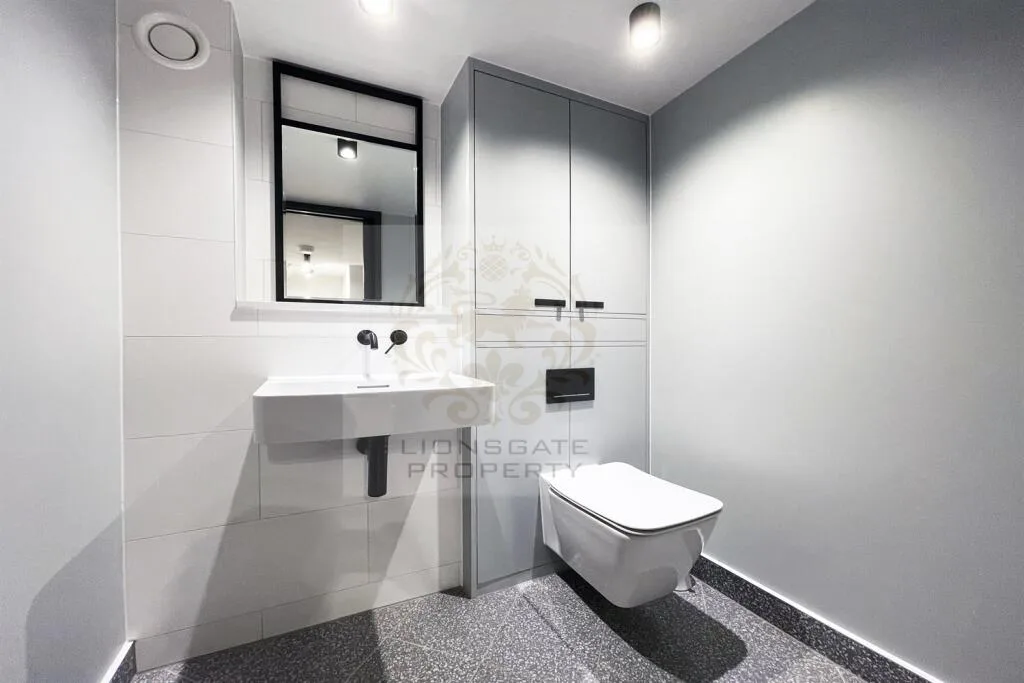 2 bedroom house for rent