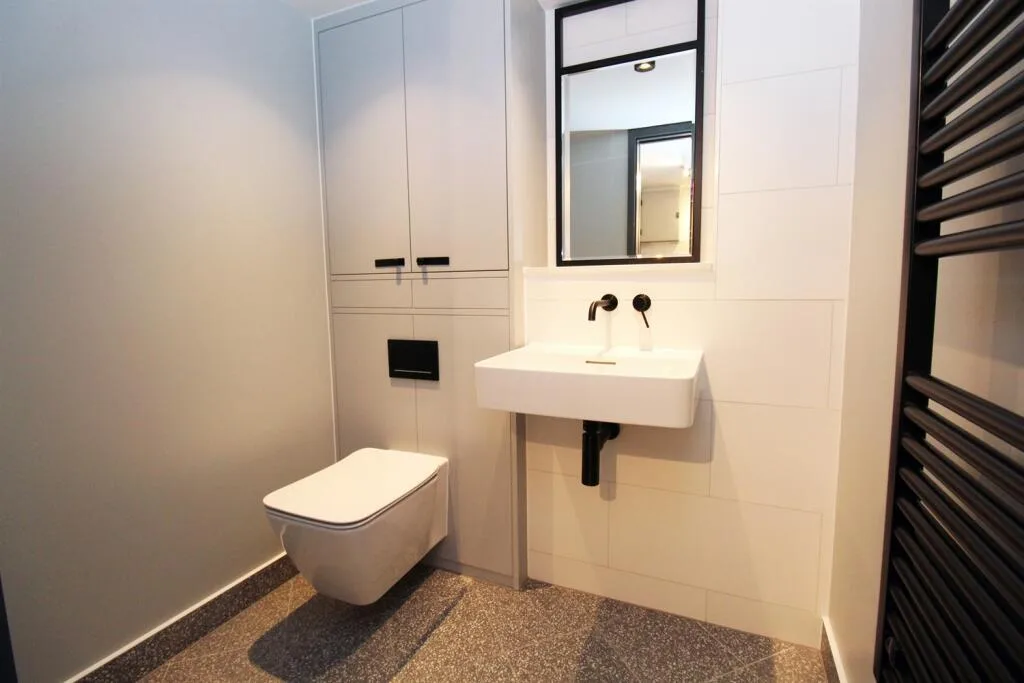 2 bedroom house for rent