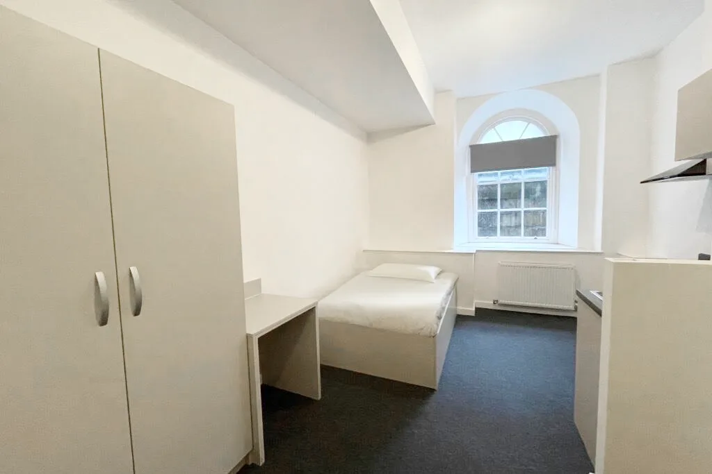 Studio apartment for rent