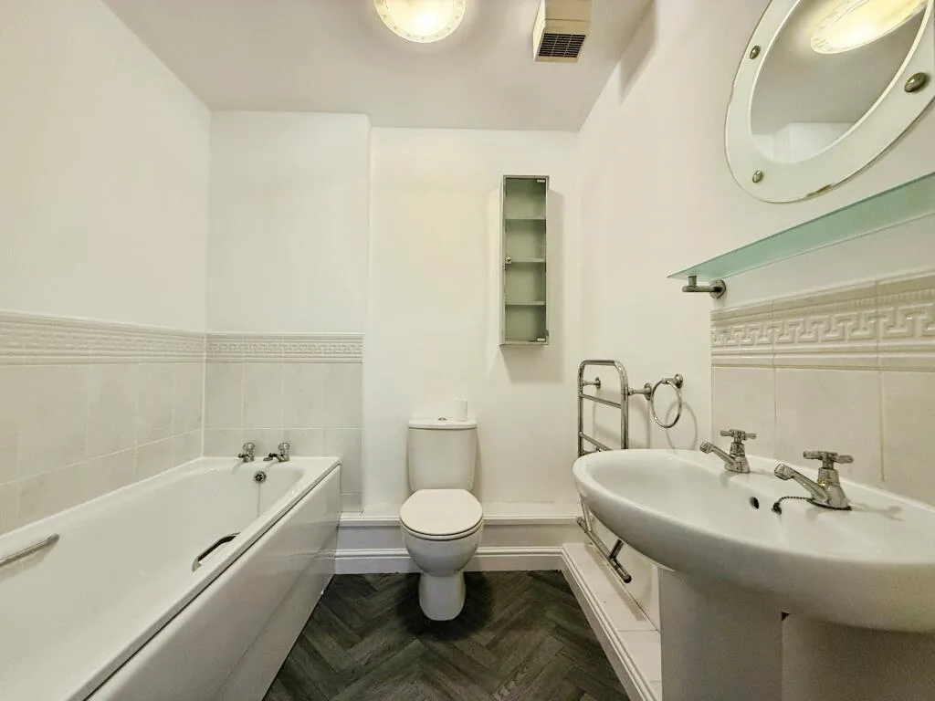 2 bedroom flat for rent